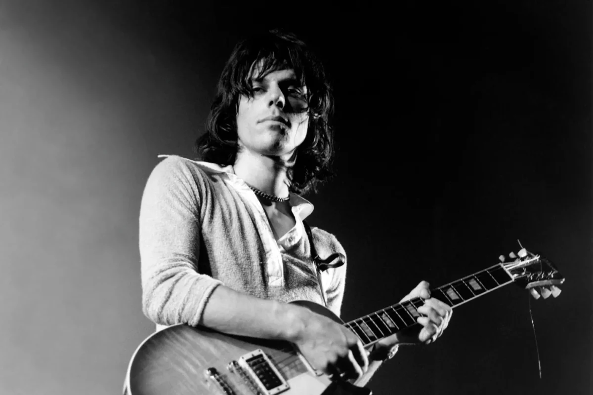 The Night Jeff Beck Stopped Time With A Haunting Tribute To Lenny